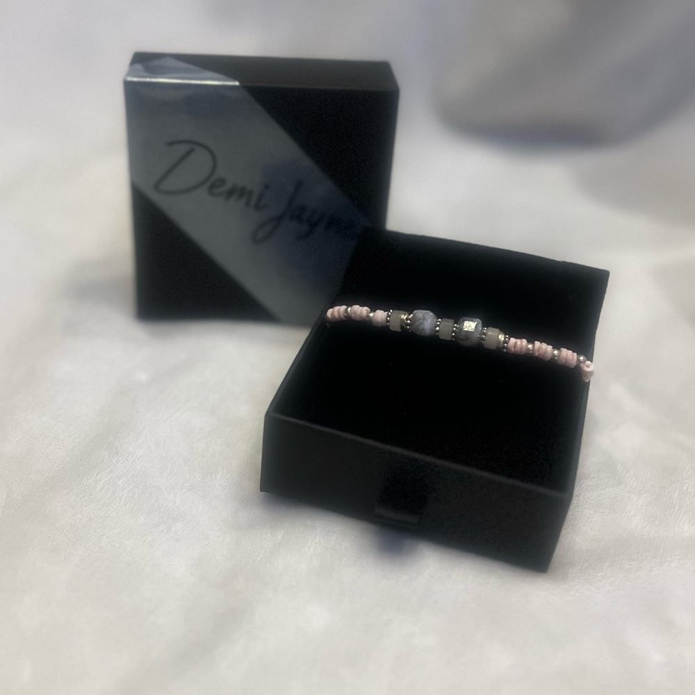 Elegant Pink and Silver Beaded Bracelet
OR BEST OFFER